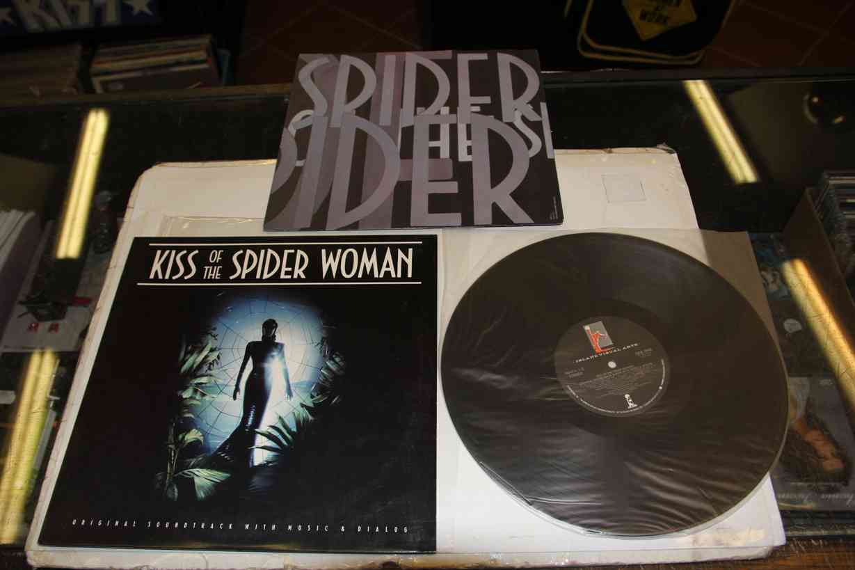 KISS OF THE SPIDER WOMAN - Kliknutm na obrzek zavete